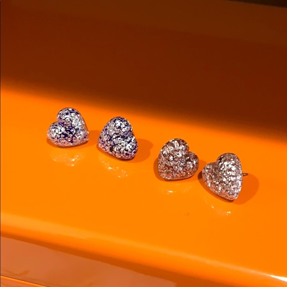 Silver Murano glass heart studs - Picture 4 of 5